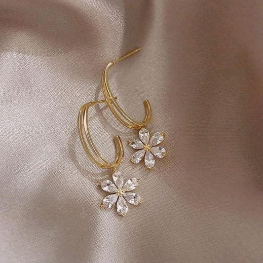 Luxury Crystal Daisy Earrings